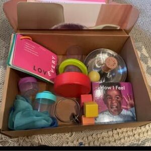 Lovevery play kit 9-10 months “the explorer”